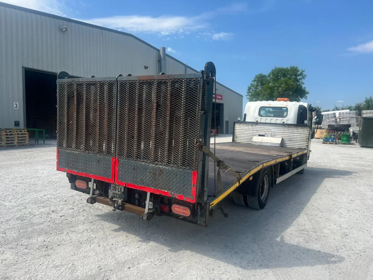 Isuzu Forward 7 Tonne Truck - Image 4