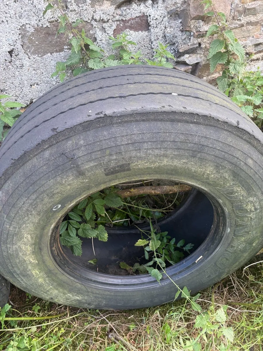 Tyres 385/65/22.5 - Image 4