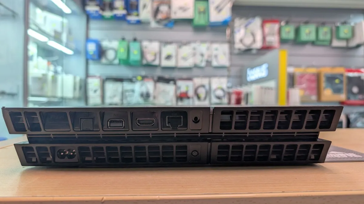 Sony Playstaion 4 - Image 2