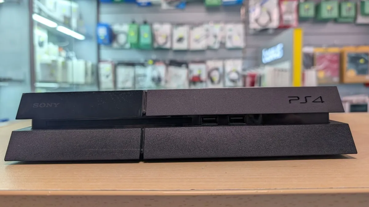 Sony Playstaion 4 - Image 2