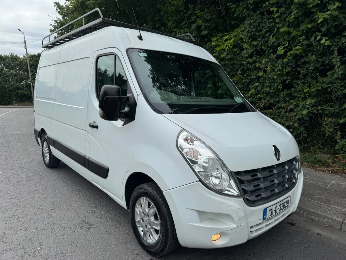Renault Master cvrt 11/26 ( Aircon ) - Image 1