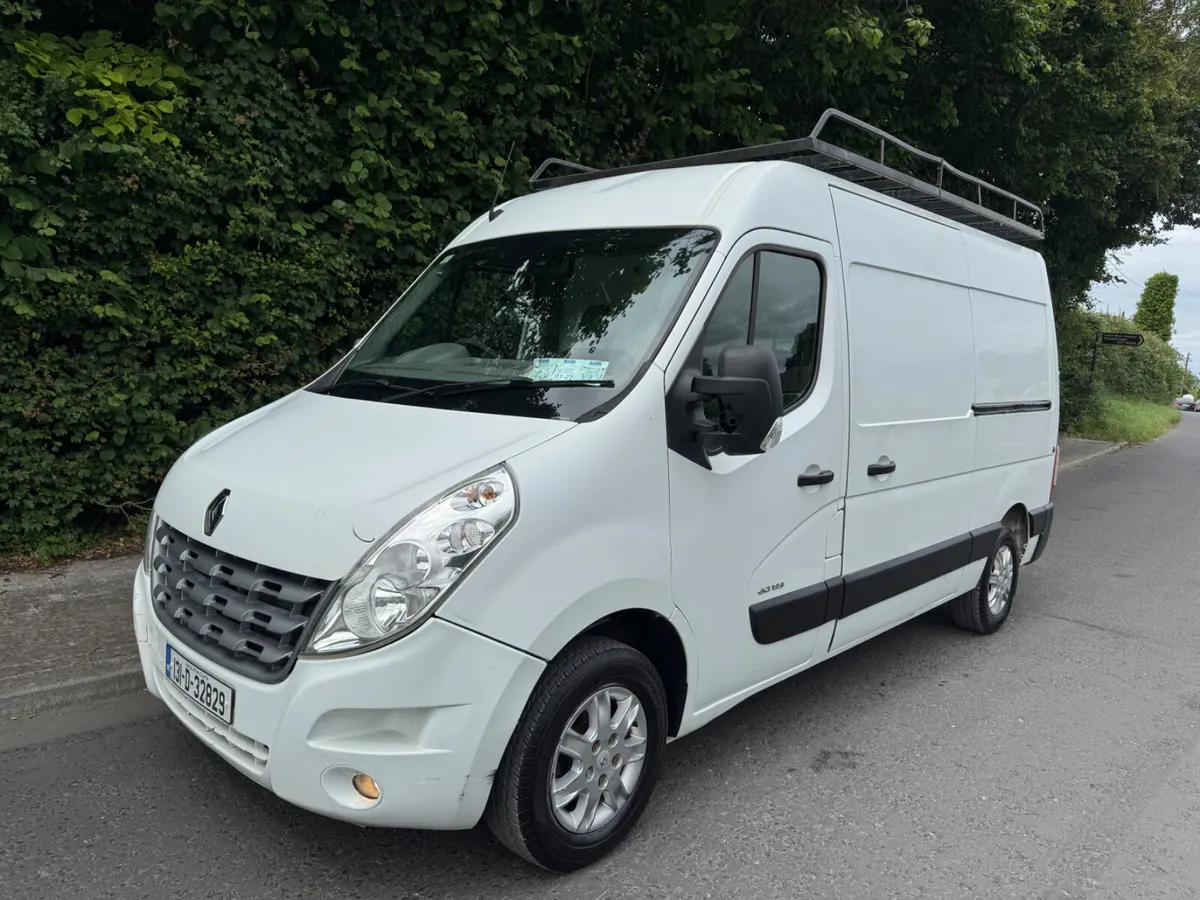 Renault Master cvrt 11/26 ( Aircon ) - Image 4