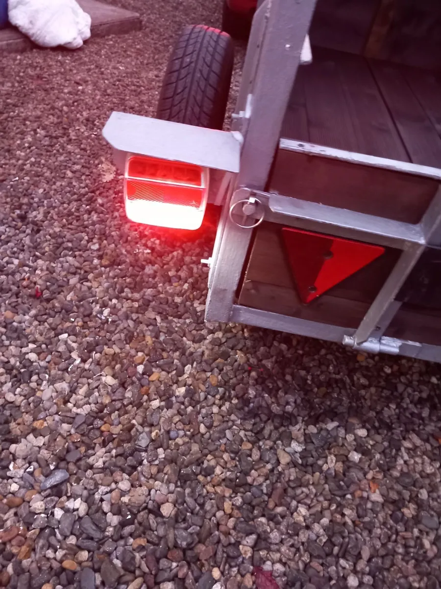 Car Trailer and Creels - Image 2