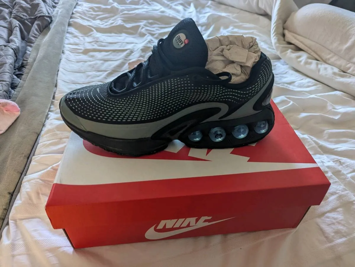 Nike Air Max DN - Image 3