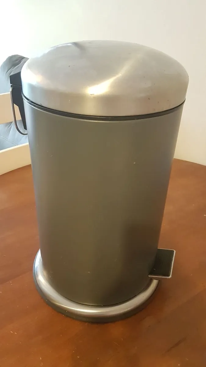 IKEA Bin - Image 1