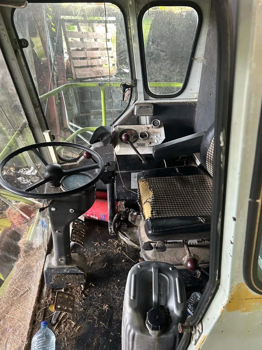 Claas 76 combine - Image 3