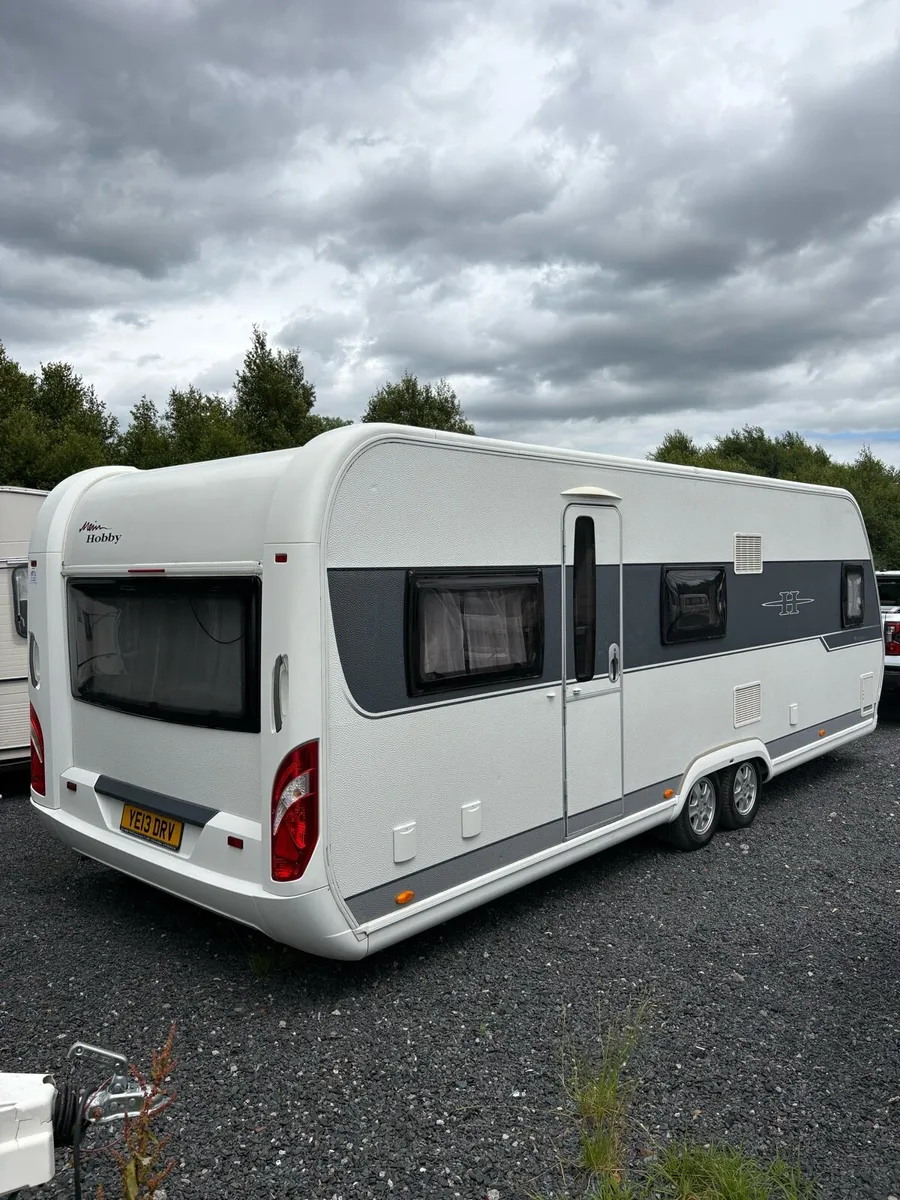2015 Hobby Prestige 6 Berth Fixed Bed Caravan - Image 3