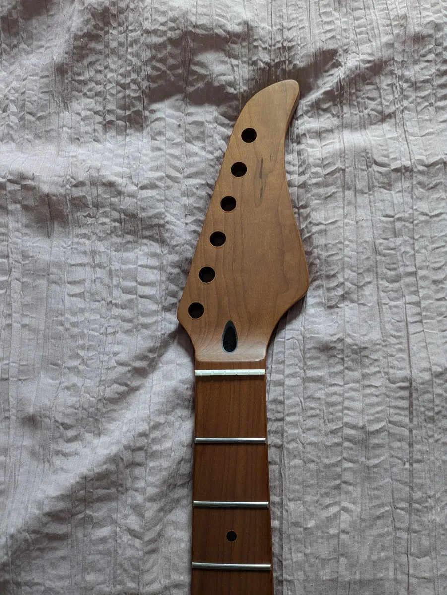 GUITAR NECK - Image 1