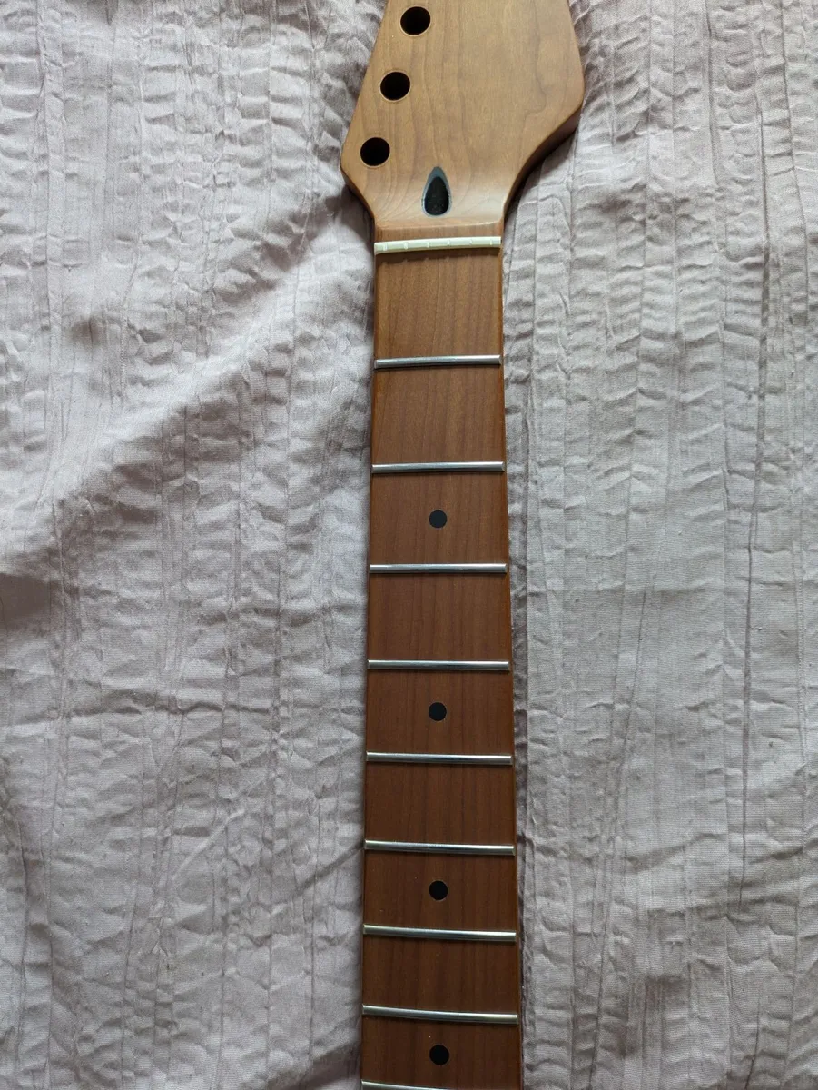 GUITAR NECK - Image 2