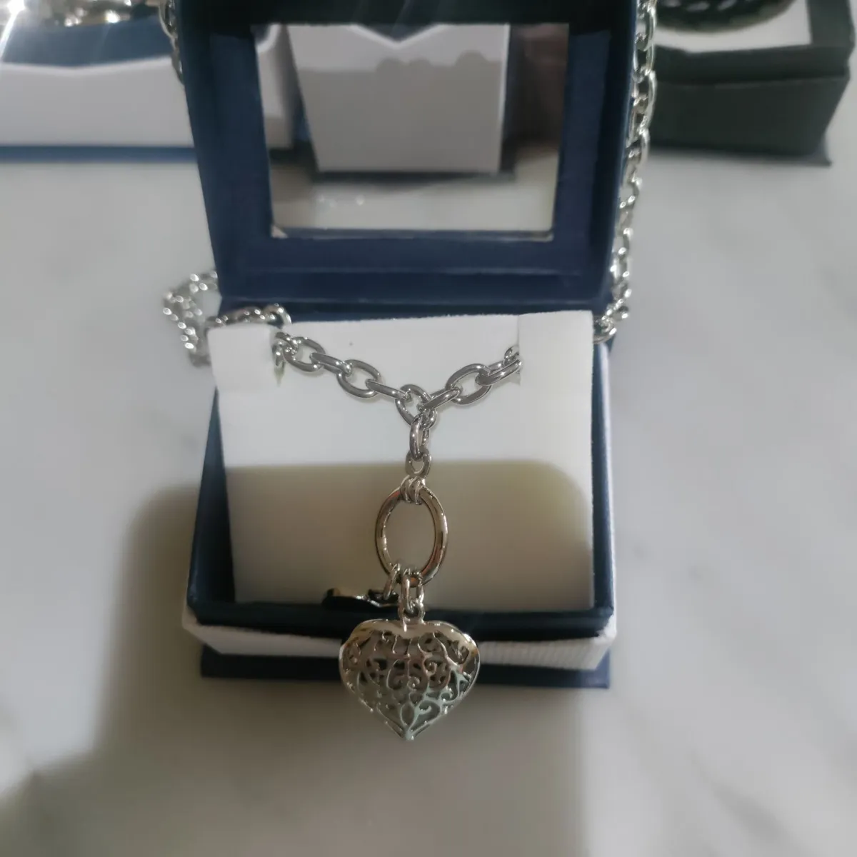 Jewellery - Image 2