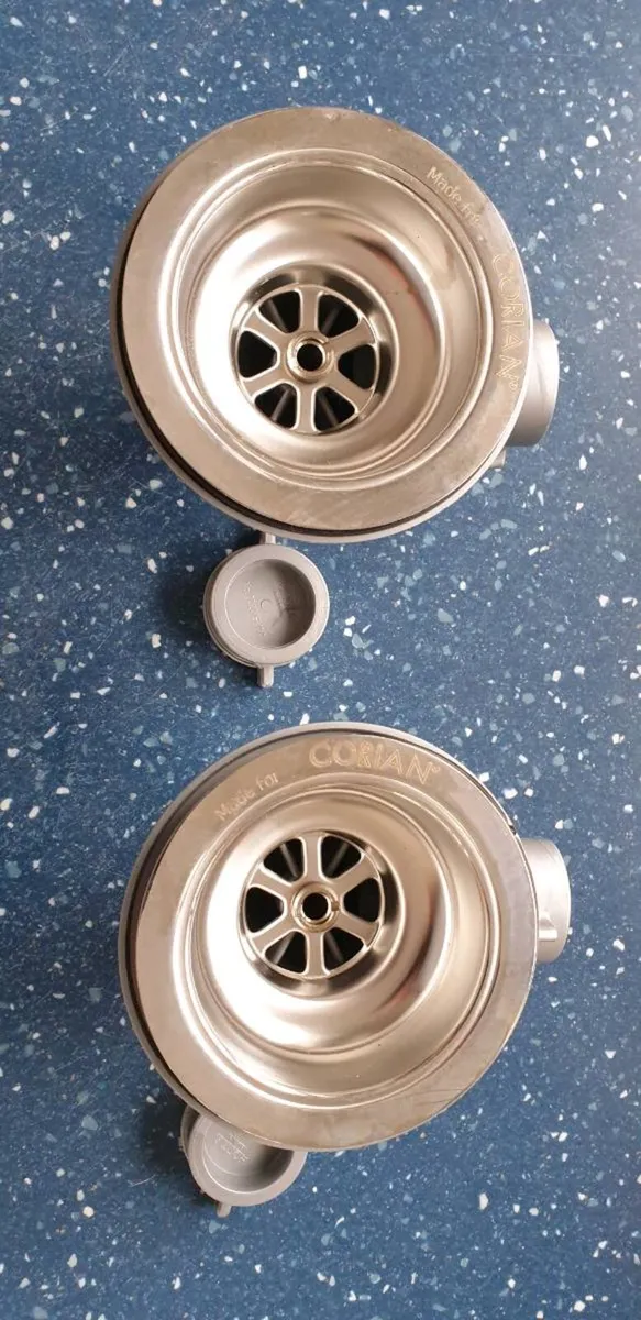 'Lira' Manual Basket Drainers - Image 1