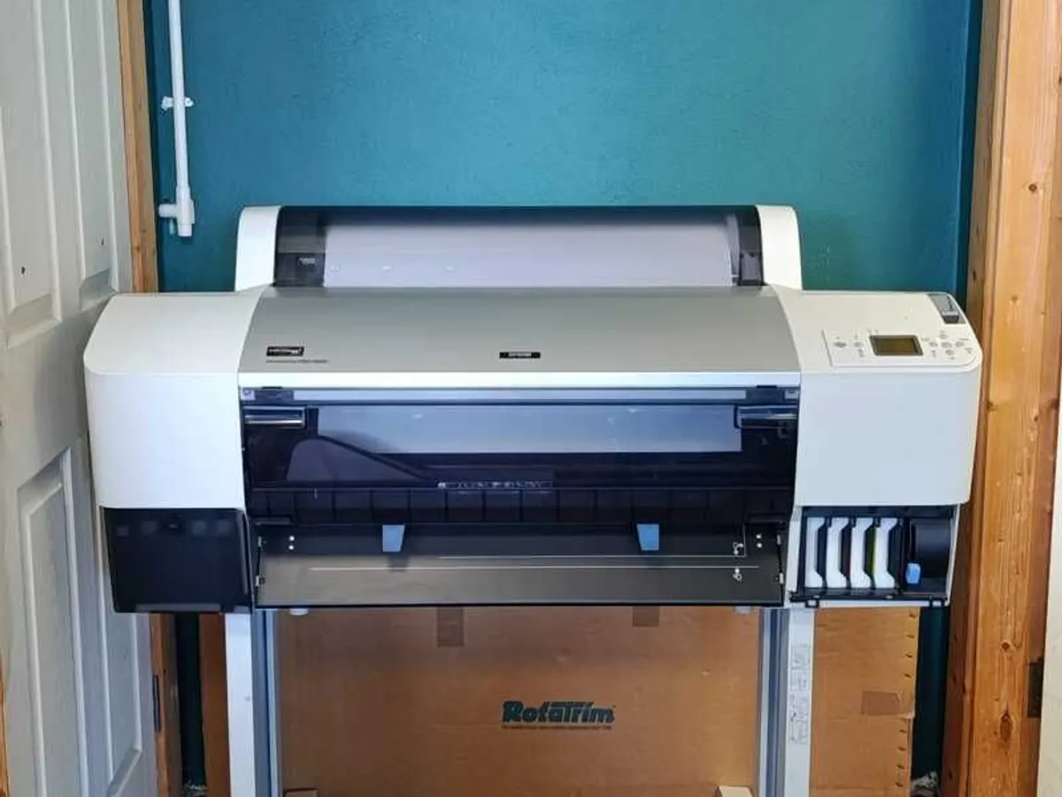 Epson Stylus Pro 7880 - Image 1