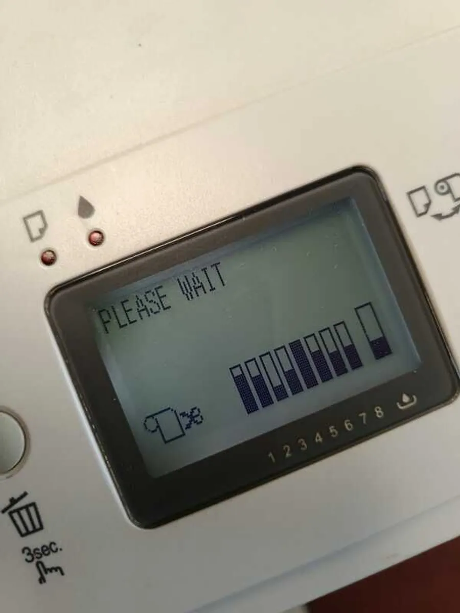 Epson Stylus Pro 7880 - Image 2