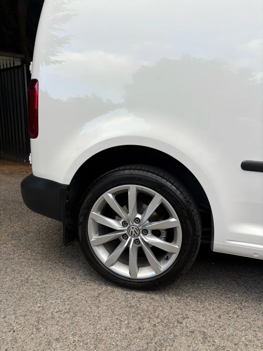 Volkswagen Caddy - Image 4