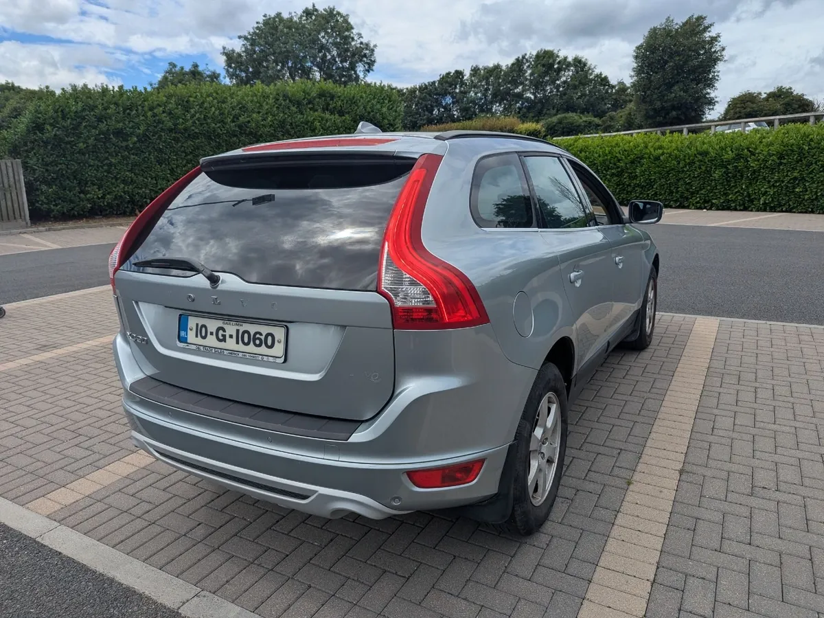 Volvo xc60 - Image 1