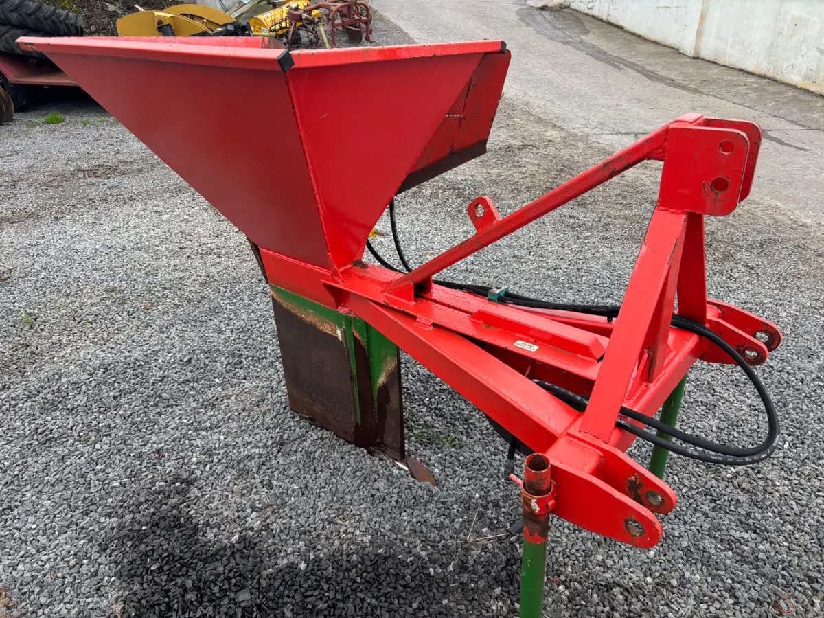 Bridgeway gravel tunneller - Image 1