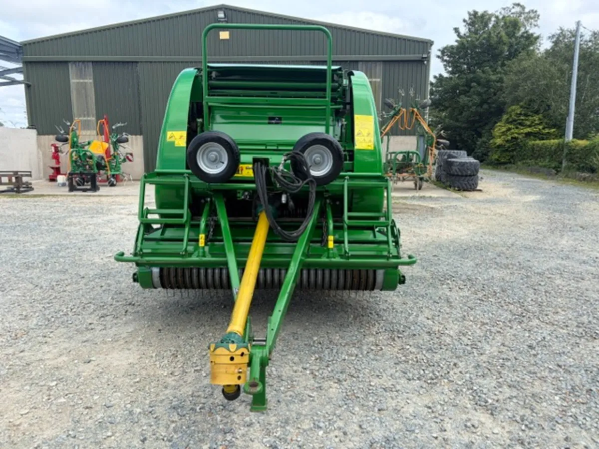 McHale F 5500 Baler - Image 3
