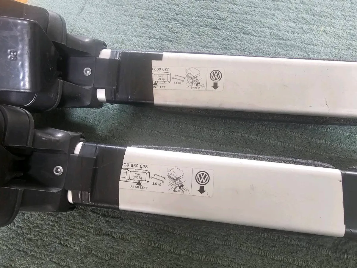 Original Volkswagen Roofbars - Image 3