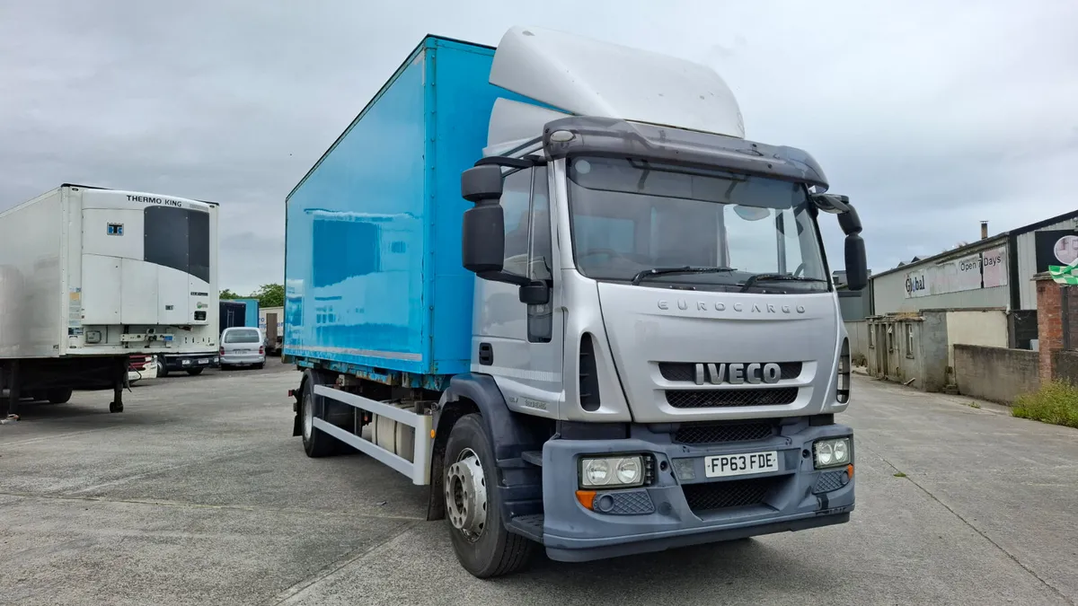 2013 Iveco 180 E25 , Demount Box Body - Image 2