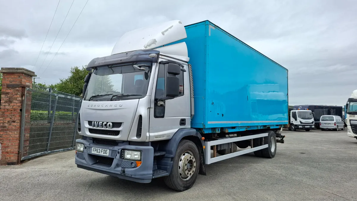 2013 Iveco 180 E25 , Demount Box Body - Image 4