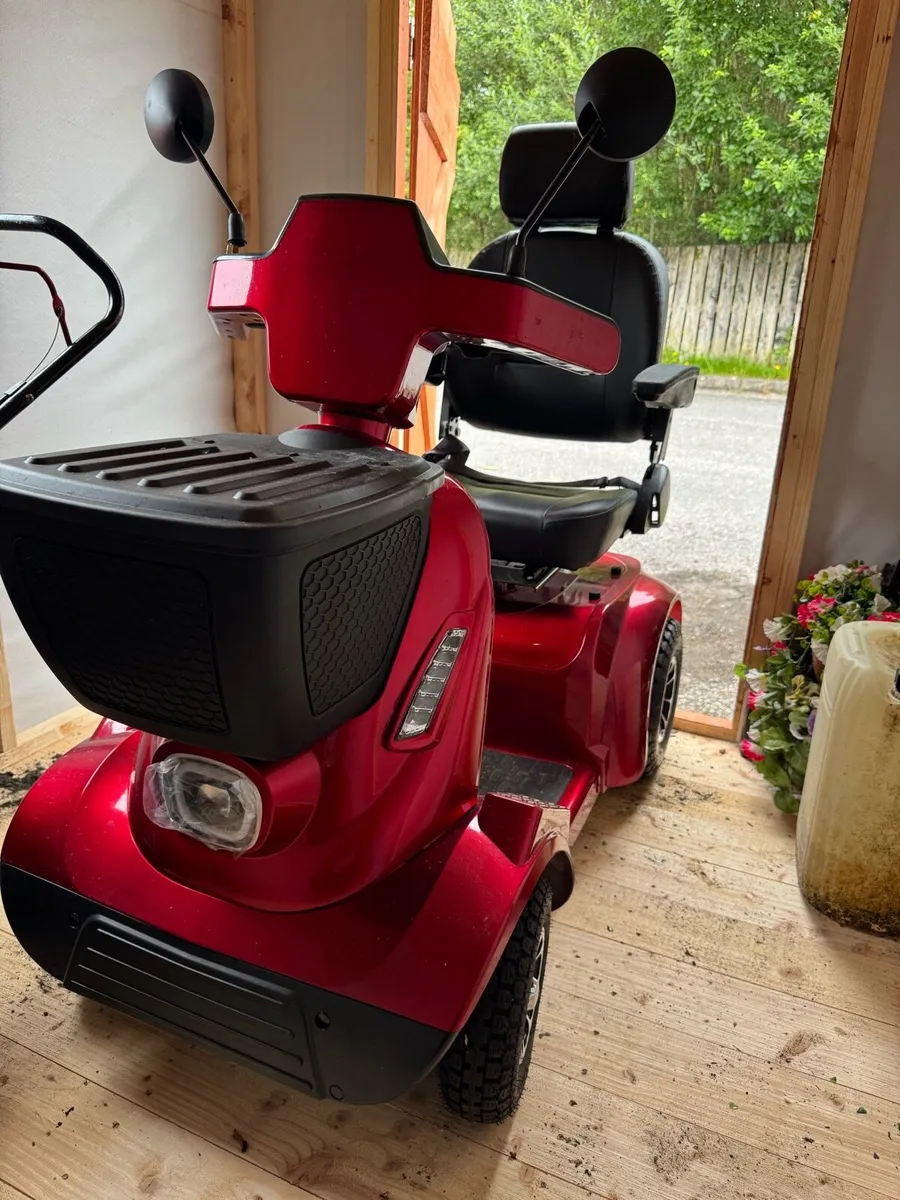 Mobility scooter - Image 1