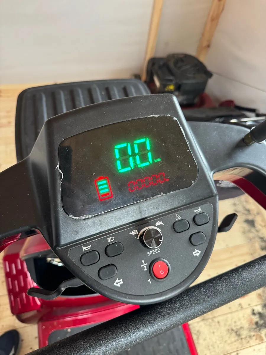 Mobility scooter - Image 2