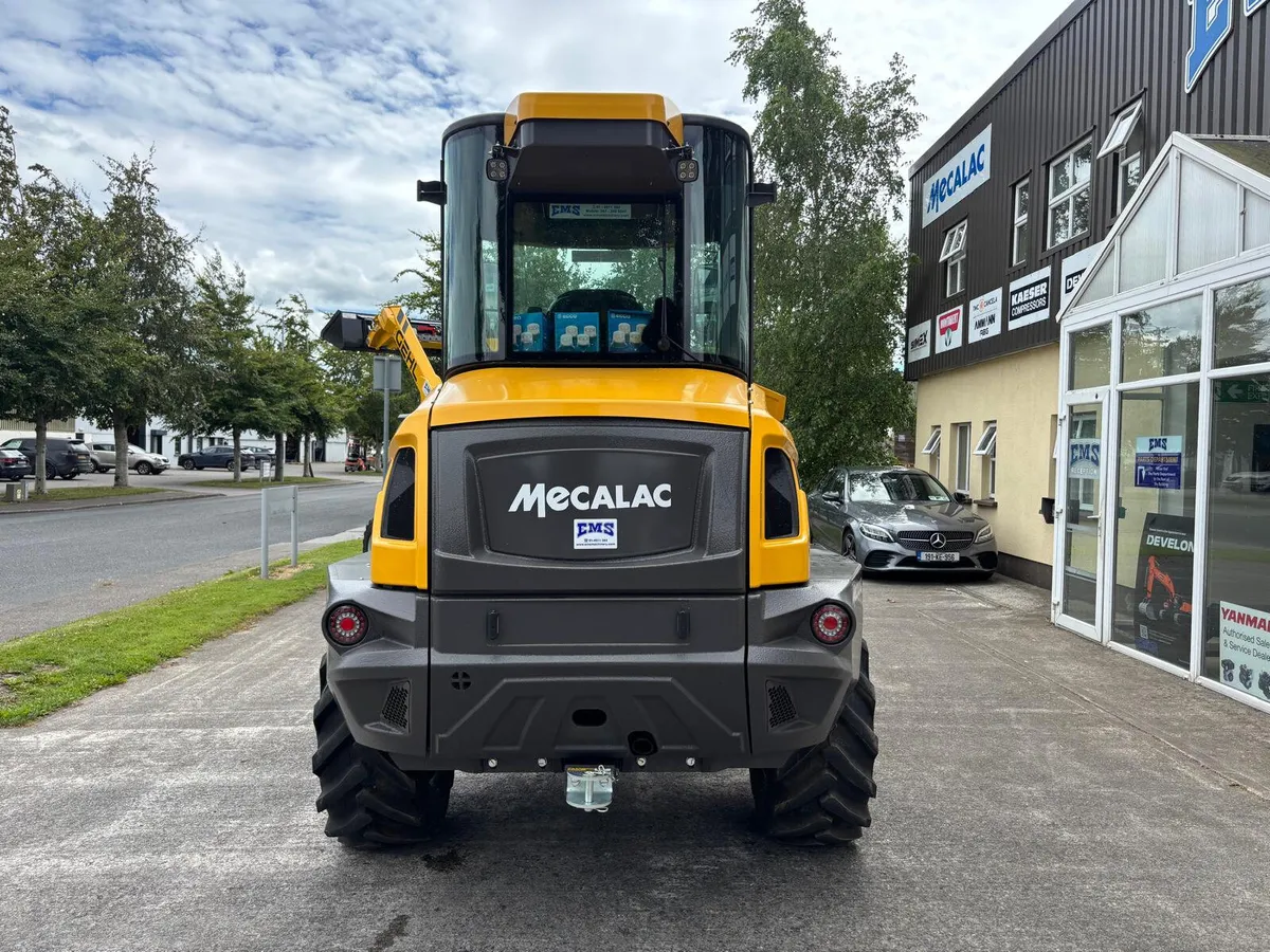 New MECALAC 6MDXH - 6 Ton Swivel Cab Dumper - Image 4
