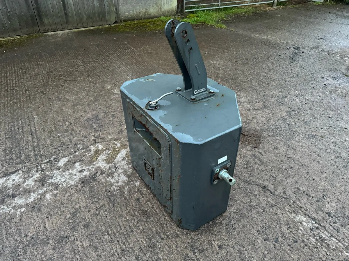 1125kg Tractor Linkage Weight Block Front - Image 3