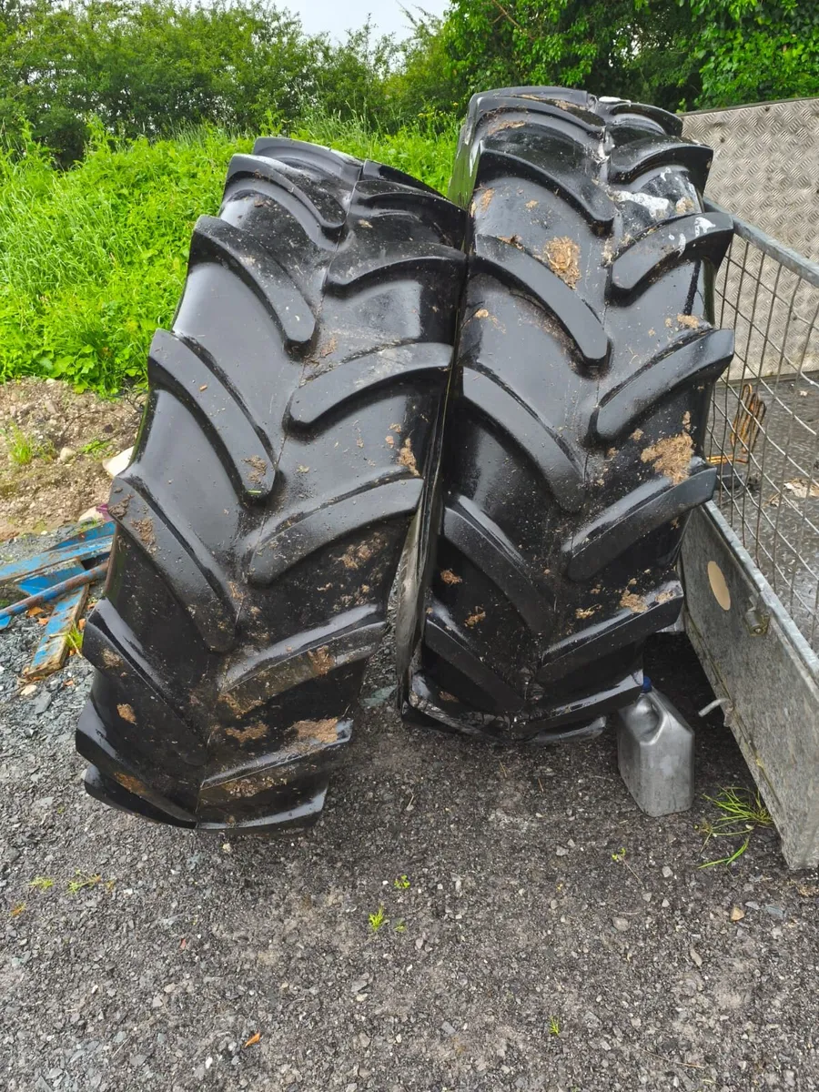 Selection Tractor Tyres Firestone 34" trailerwhel - Image 1