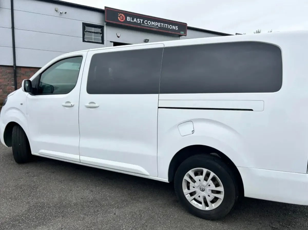 2020  Sportive  Turbo Vauxhall Vivaro Crew Cab - Image 4