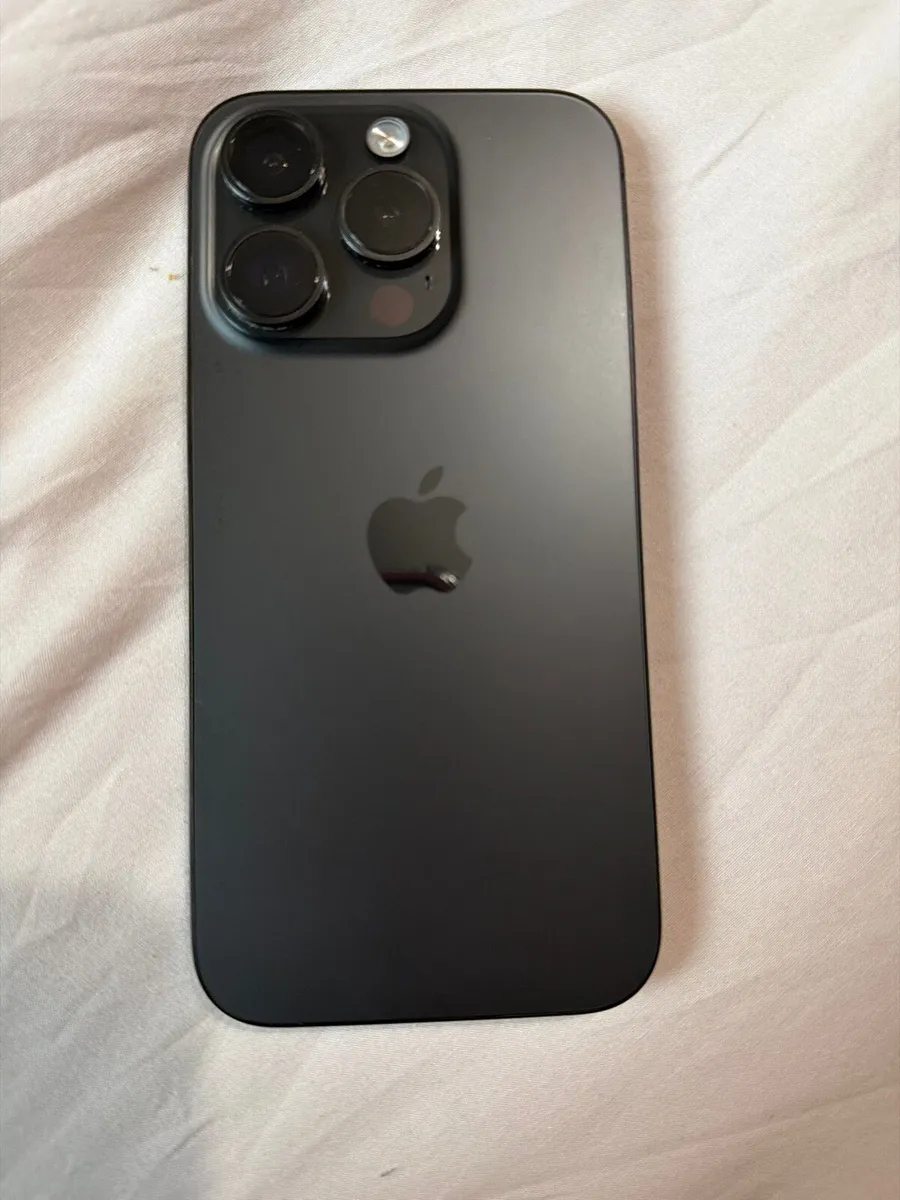 iPhone 15 Pro - Image 1
