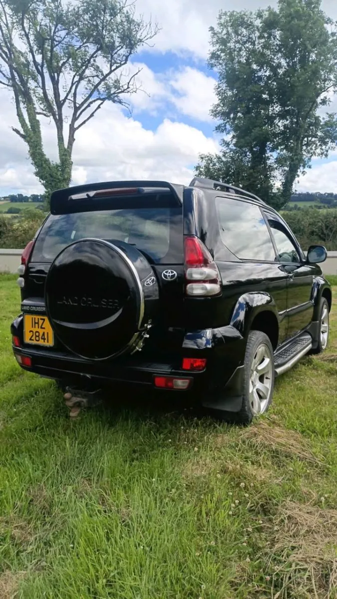 Toyota landcruiser - Image 4