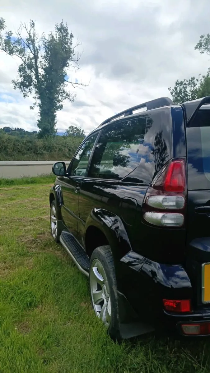 Toyota landcruiser - Image 2