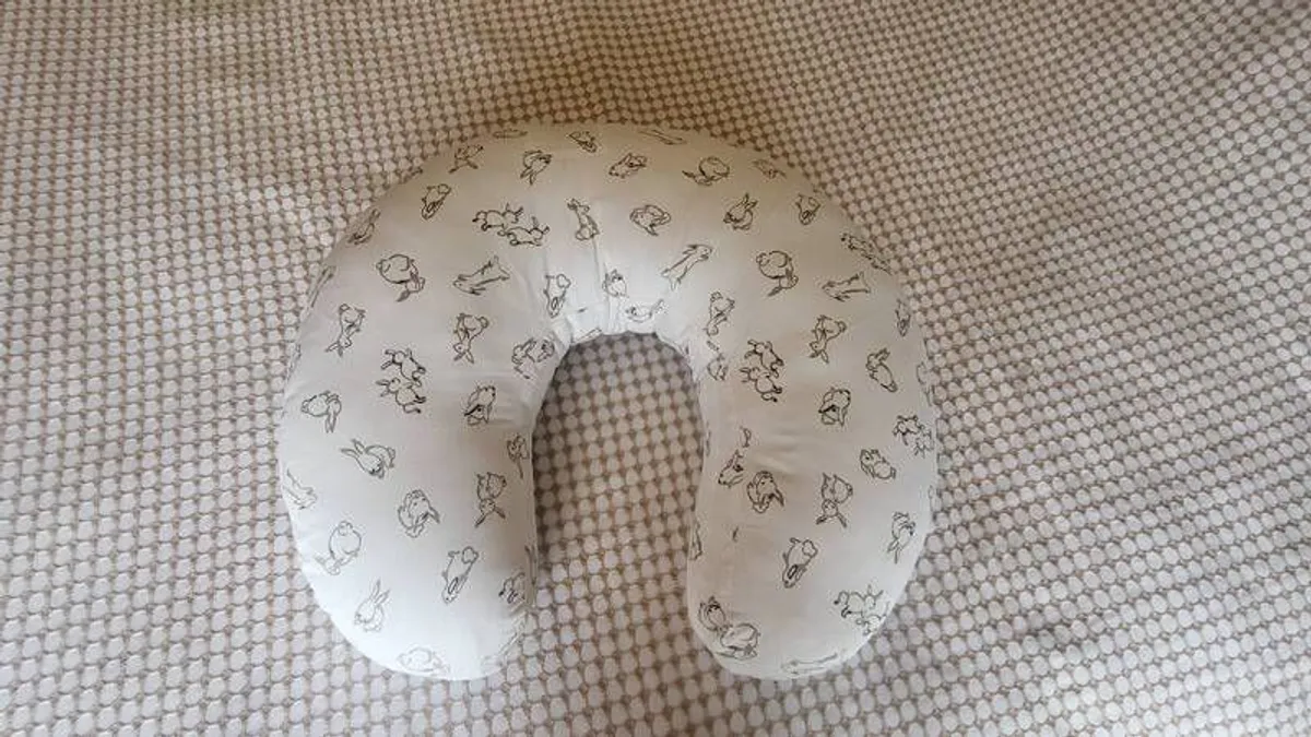 Nursing Pillow - Image 2
