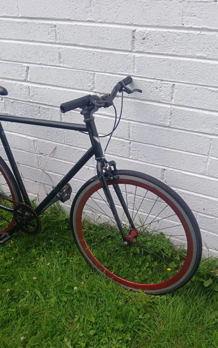 Mens road bike - Image 4