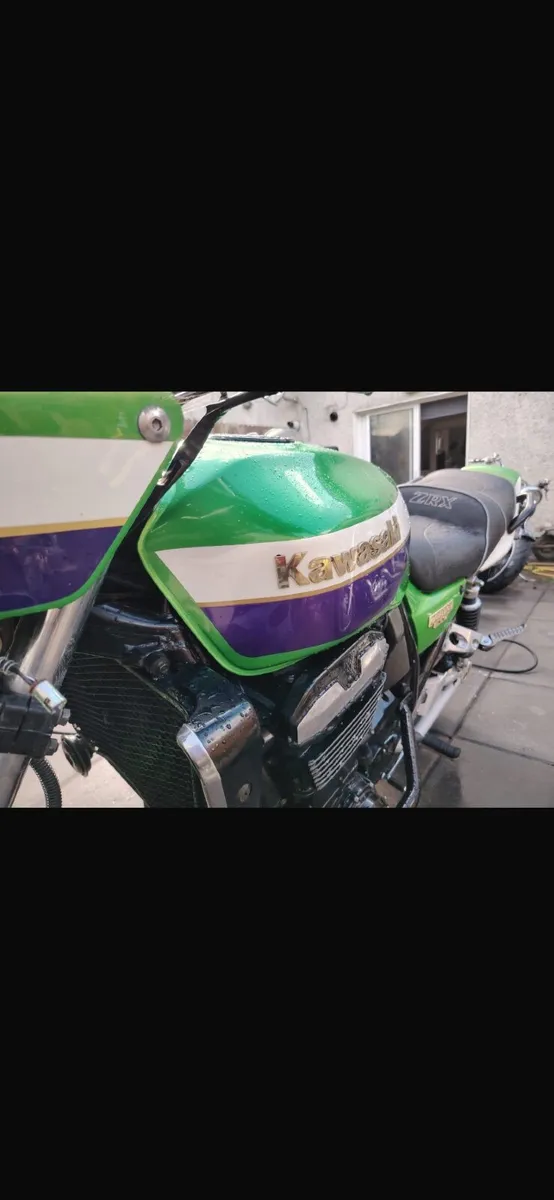 Kawasaki zrx 1100 - Image 2