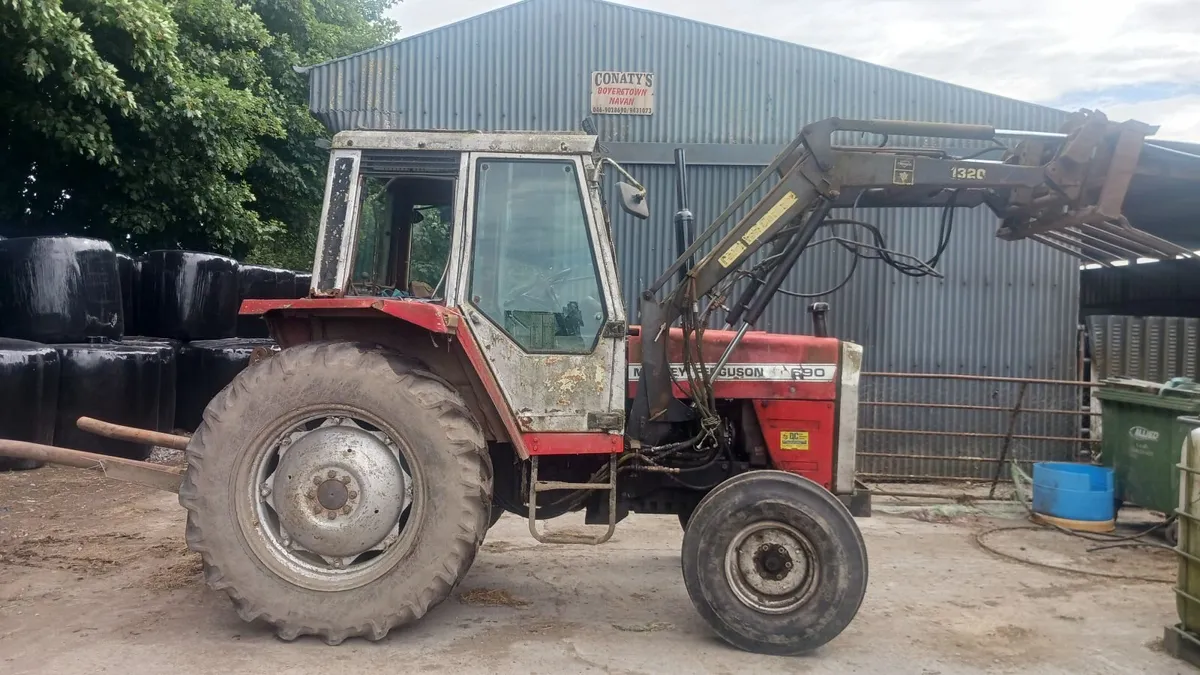 Massey Ferguson 690