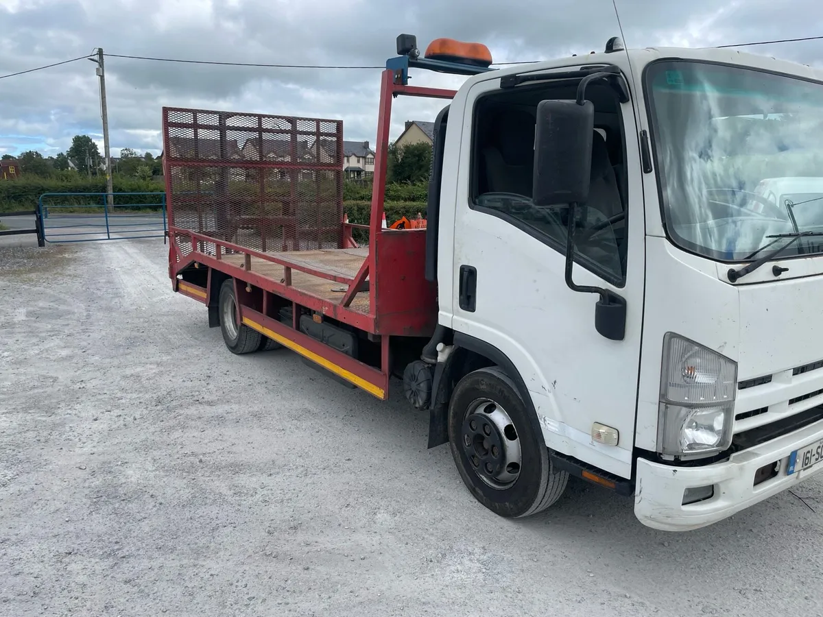 Isuzu NPR Recovery truck - Image 3