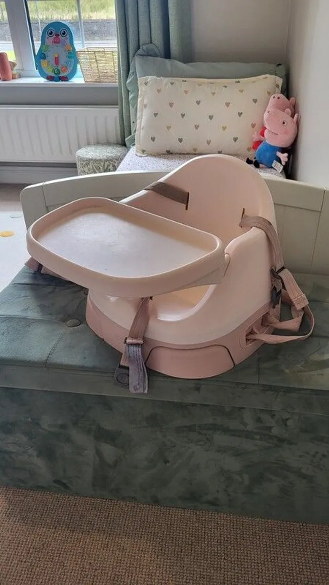 Bug 3-in-1 Floor & Booster Seat with Activity Tray - Blossom - Image 2