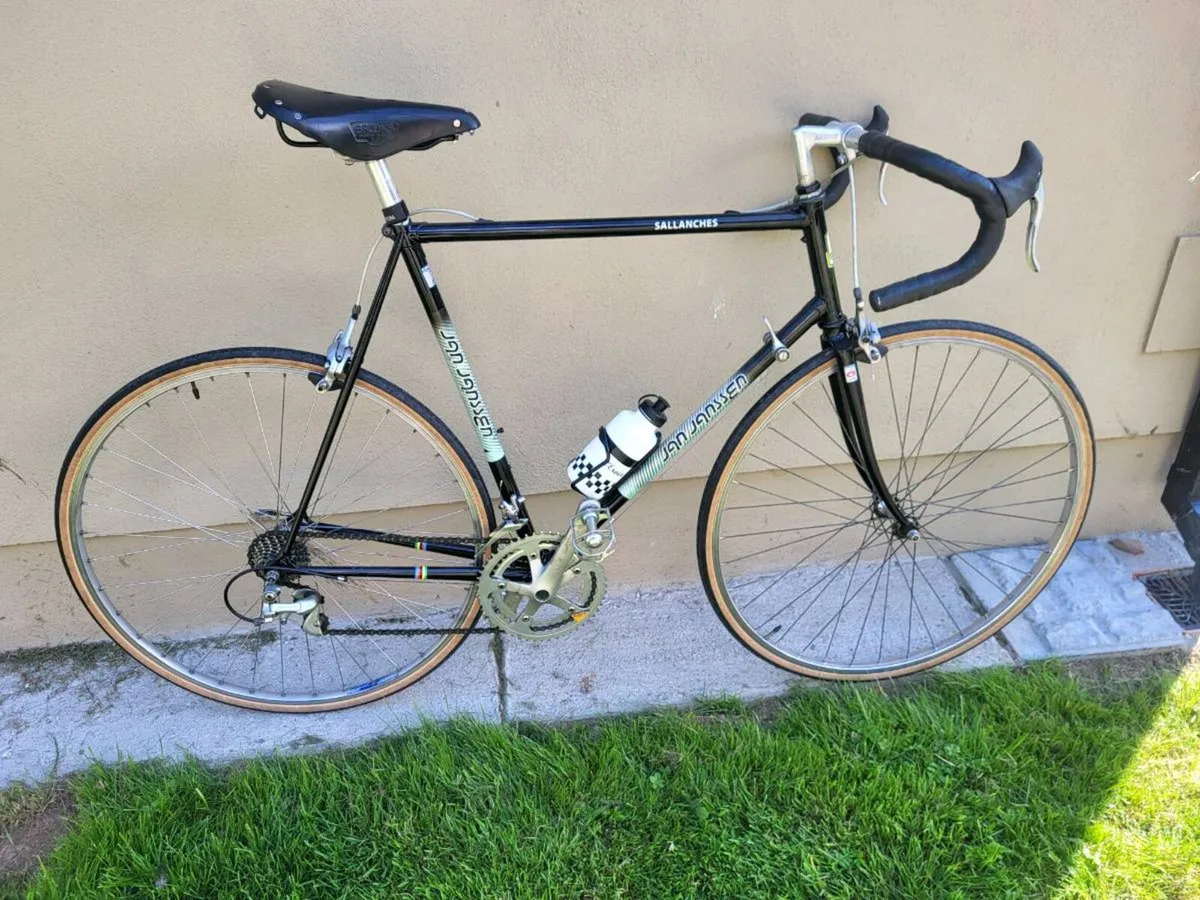 Classic Racer - Image 2