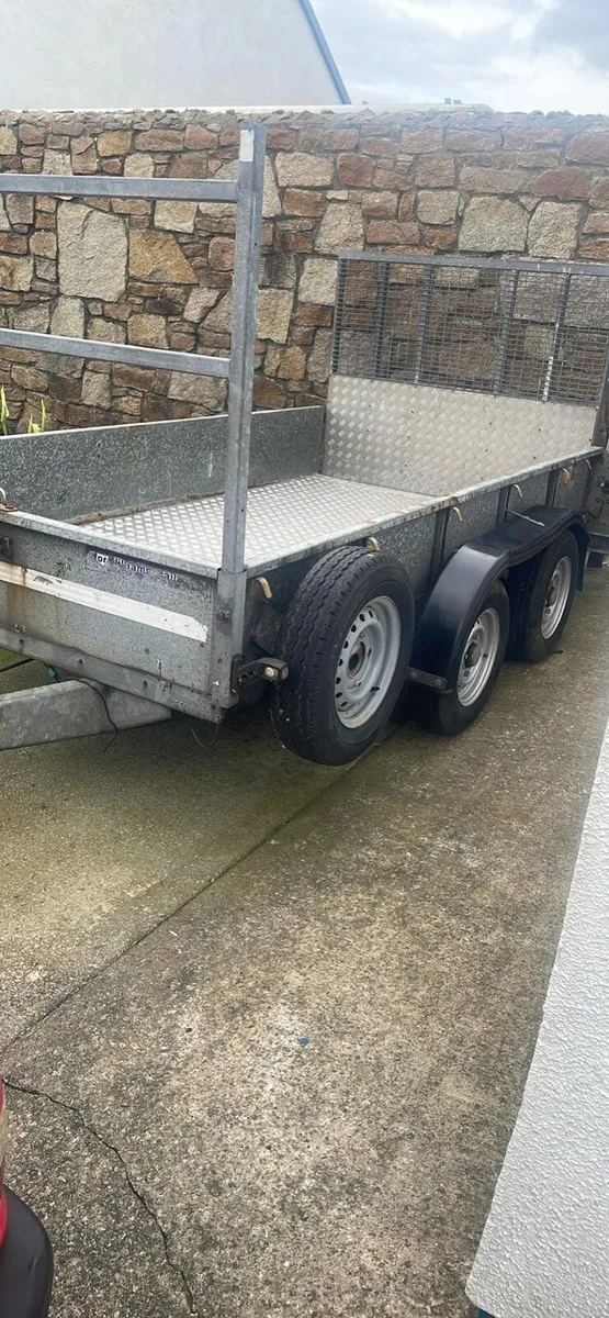 IVER WILLIAMS TRAILER - Image 1