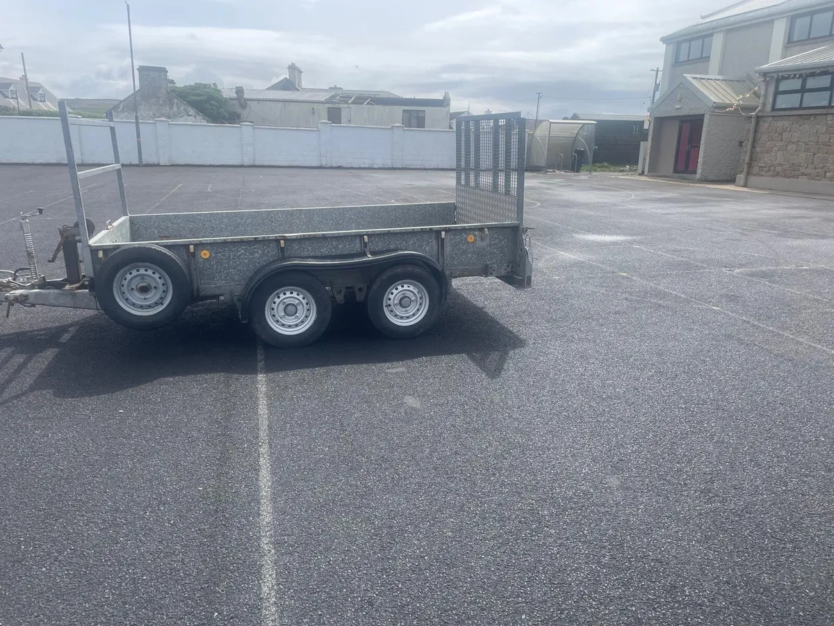 IVER WILLIAMS TRAILER - Image 2