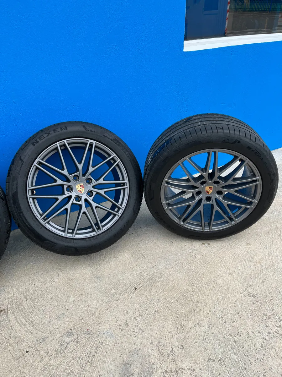 Porsche Cayenne 21 rs Spyder Design Wheels Grey - Image 3