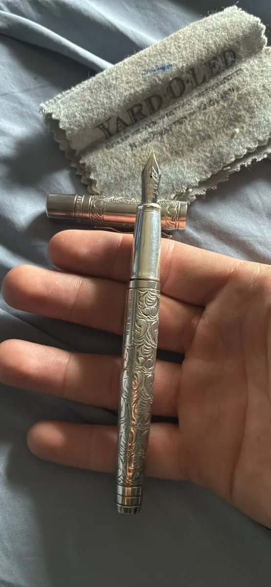 Yard O Led silver collectors pen - Image 3