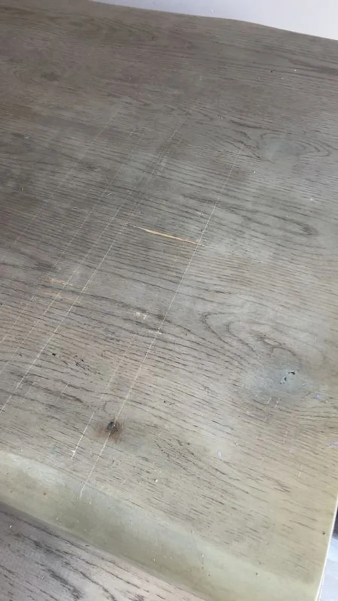 Dining table - Image 2