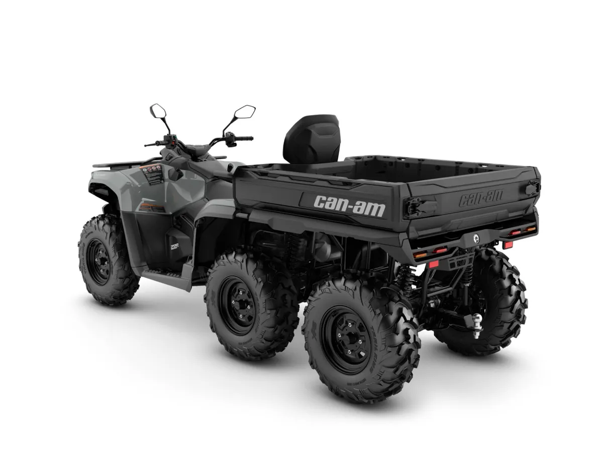 New Can-Am Outlander MAX 6x6 DPS 700 - Image 3