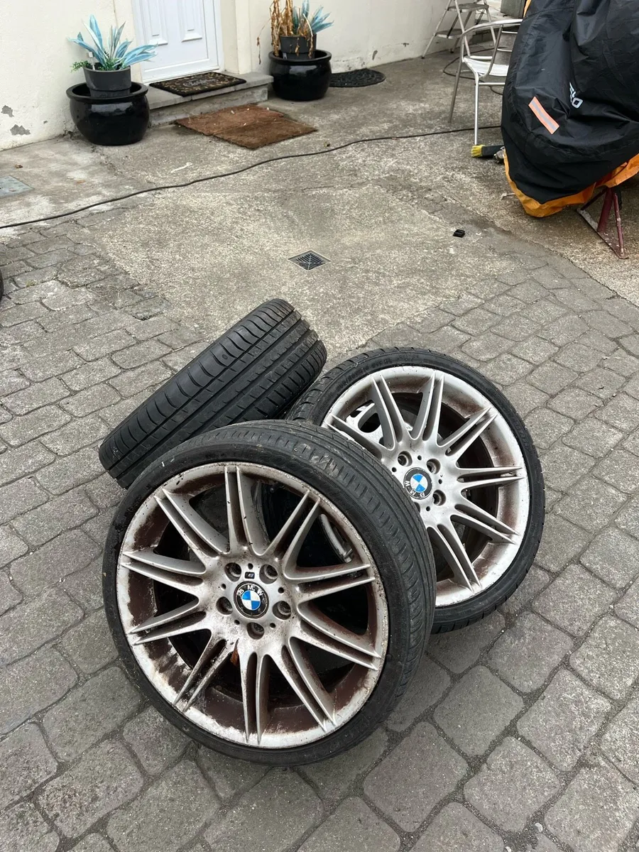 Bmw M-Sport alloy wheels - Image 2