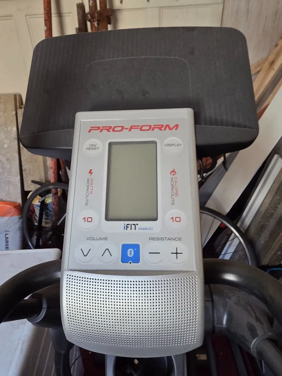 ProForm 20” Stride Elliptical Cross Trainer / Home - Image 2
