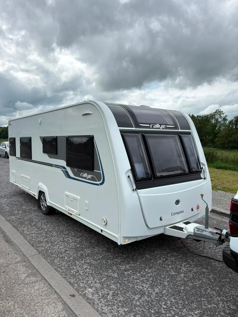 Compass Rallye 4 berth single bed caravan - Image 2