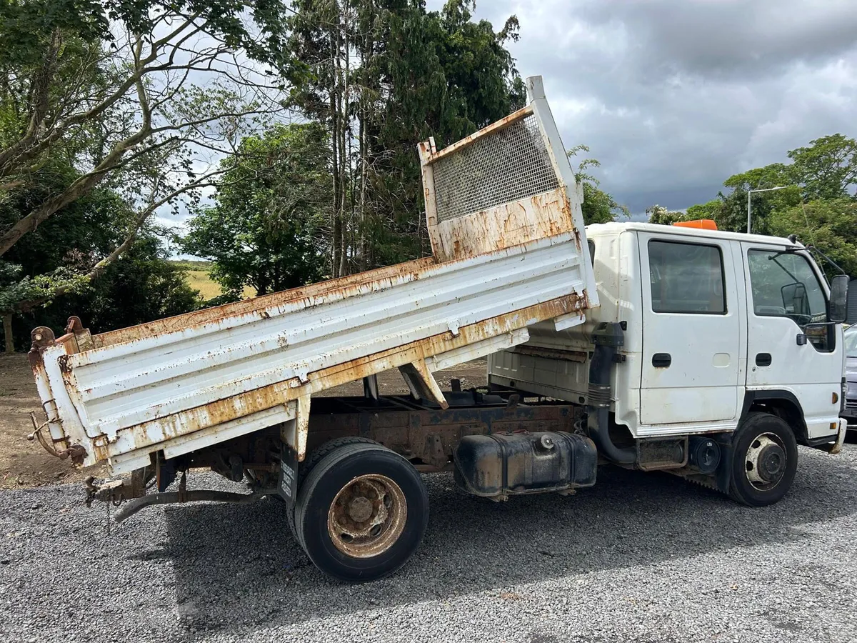 Isuzu Nqr 2006 Tipper - Image 2